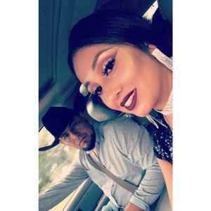 Meet your Posher, Mela